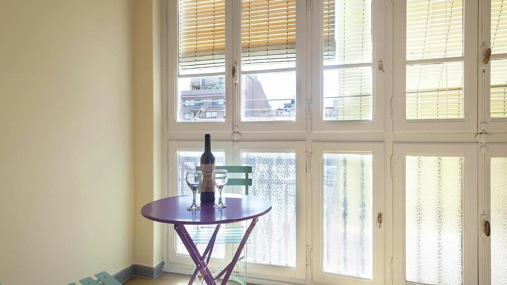 Апартаменты Modern Villa In Eixample With Sea Near Барселона